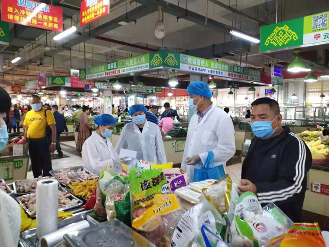 海南保亭县强化疫情“物防”措施 进口冷链食品可追溯