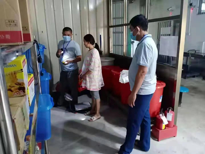 海南保亭县开展第二轮校园食品安全春季行动