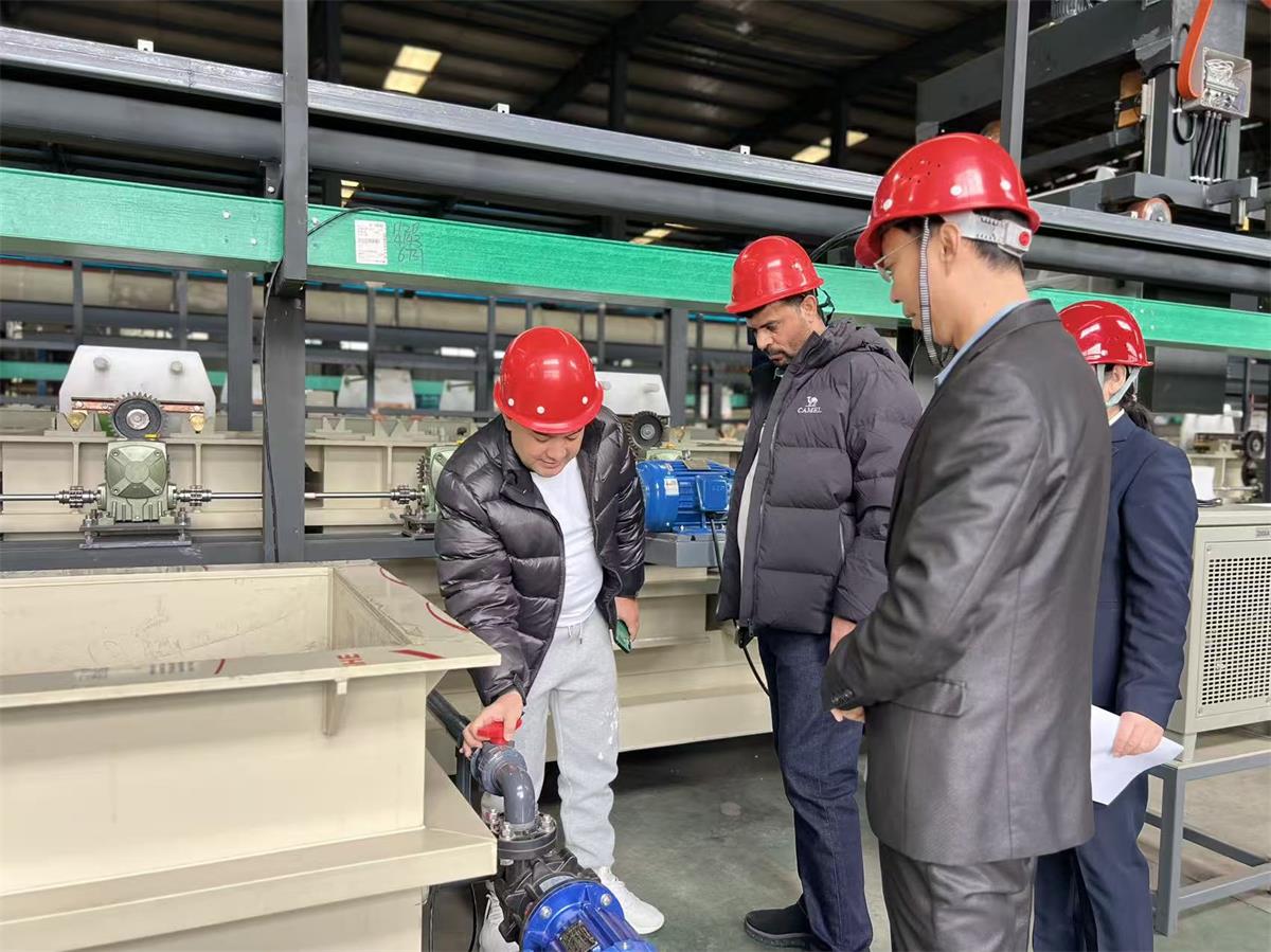 也门客户滚镀锌生产线验收