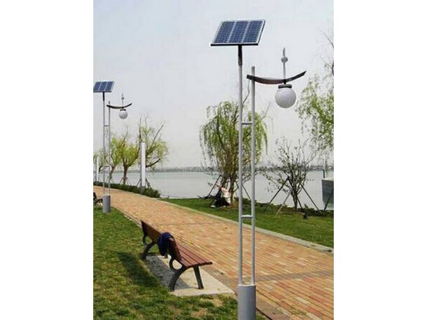 太陽能庭院燈