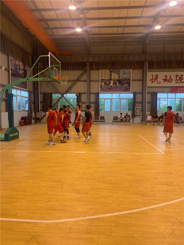 华消消防参加芜湖县男子篮球县级联赛