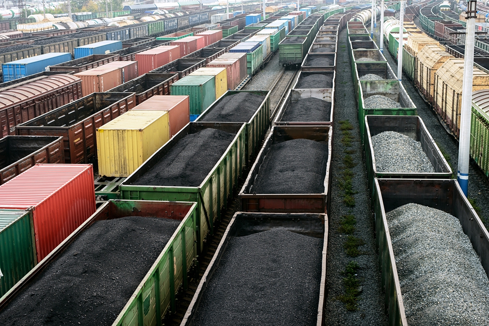 Over 800 million passengers were transported by the national railway during the summer season