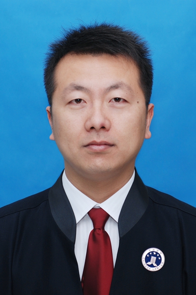 陈雷