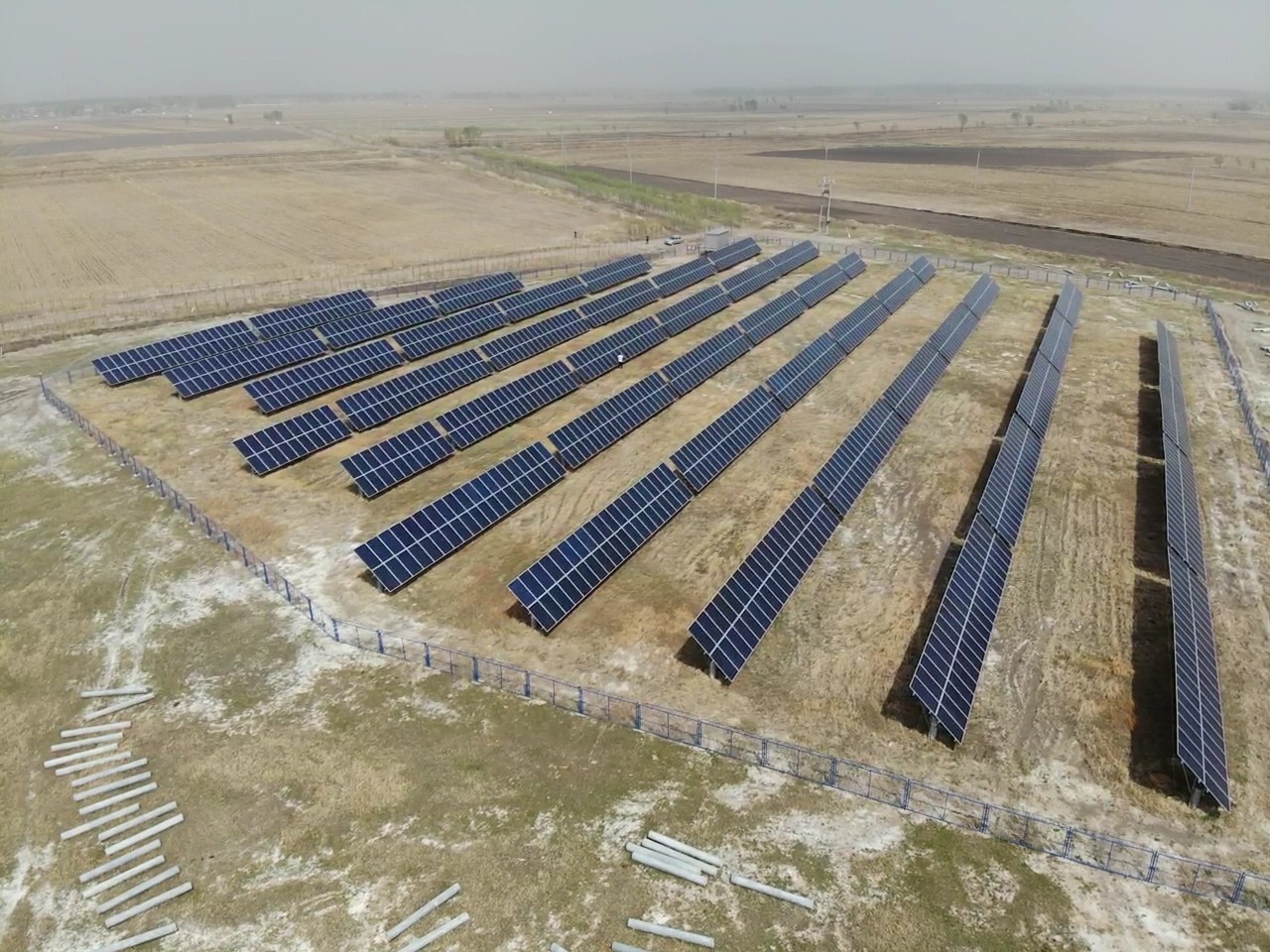 国内分布式光伏接入牵引供电系统成功并网