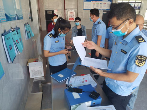 五指山市市场监管局开展学校食堂食品安全检查
