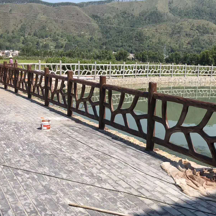 仿藤护栏