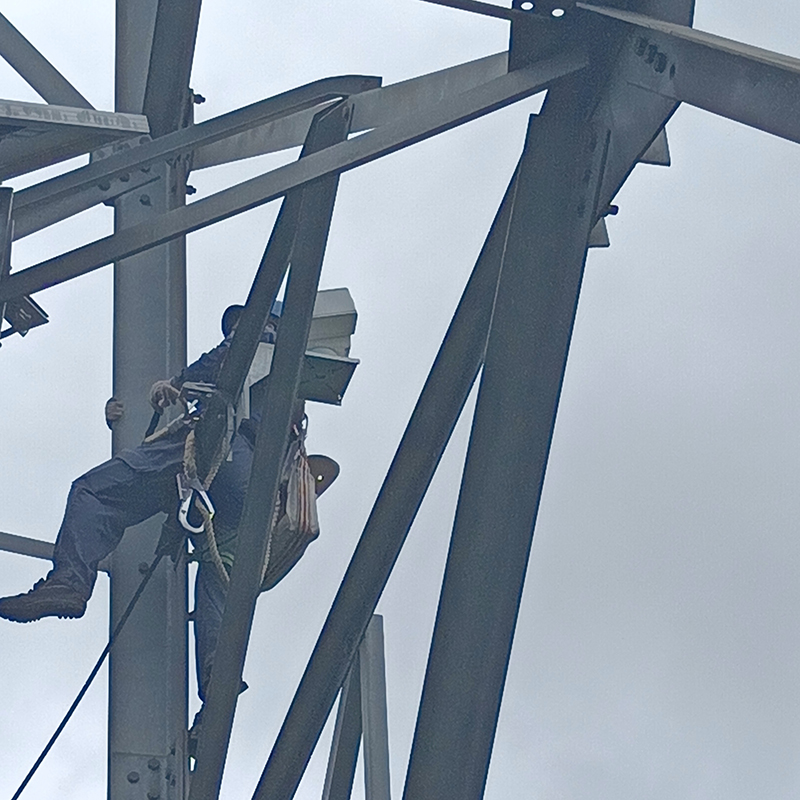 輸電線路圖像監拍裝置幫輔供電線路巡檢