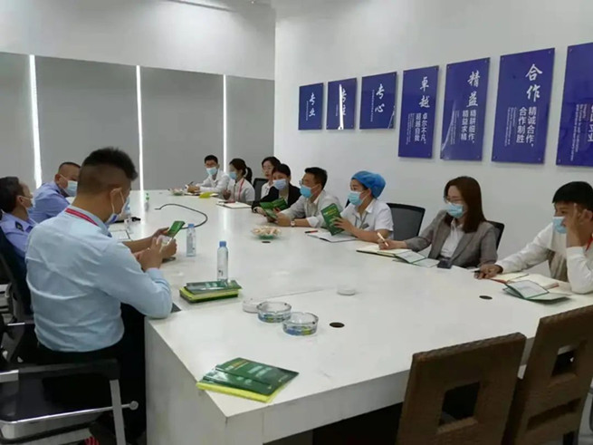 海口市市场监管局美兰国际机场分局开展“3.15”进企业宣传活动