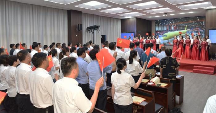 永遠(yuǎn)跟黨走 奮進(jìn)新征程！市交通產(chǎn)業(yè)集團(tuán)舉辦慶祝建黨100周年特色主題黨日活動(dòng)