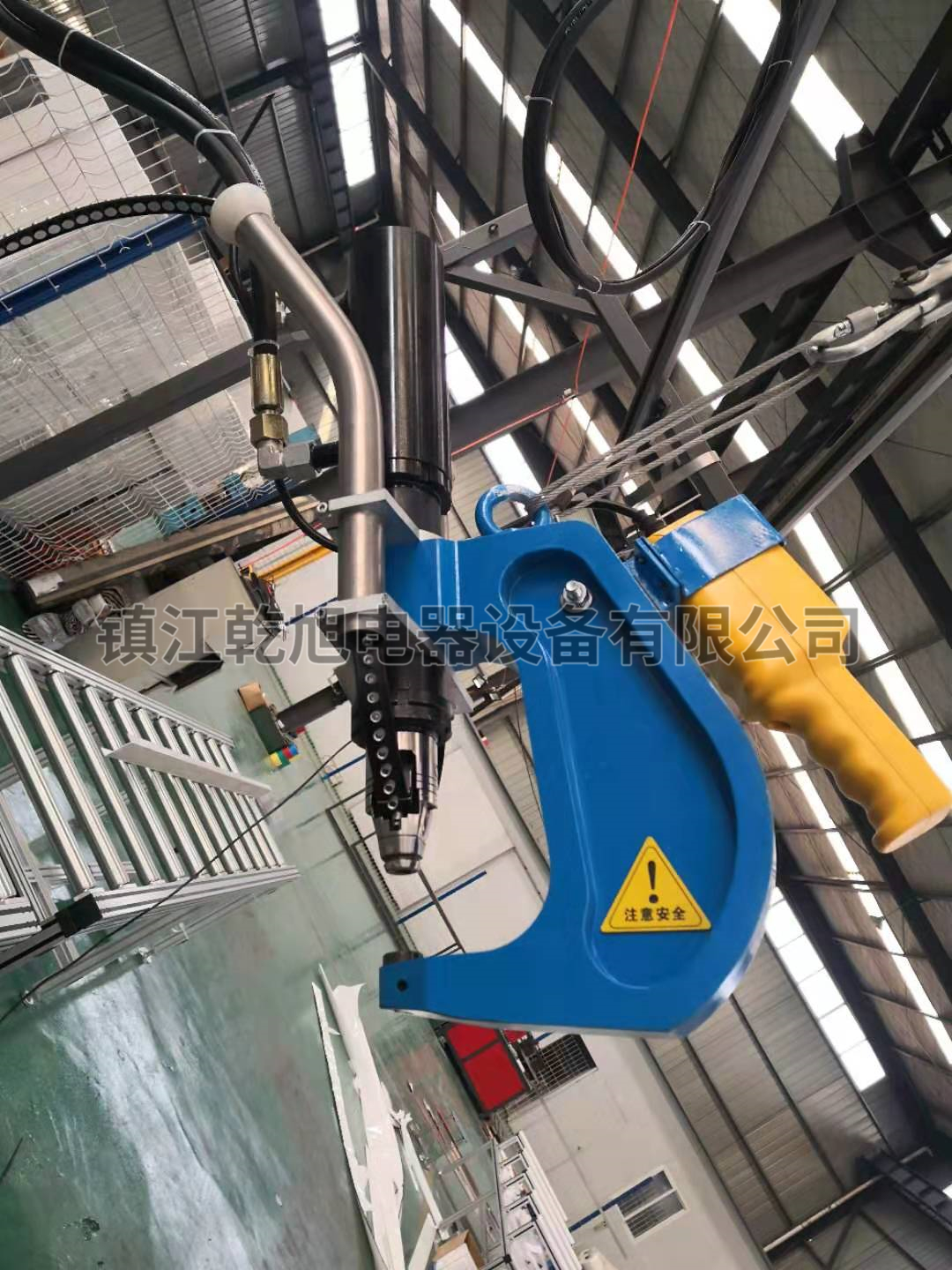 成都工廠母線槽裝配線圖片