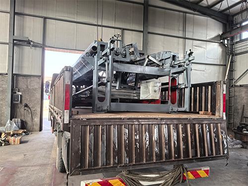 臥式石籠網機裝車