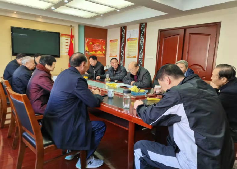 “商業(yè)銀發(fā)”助燃“青春之火”