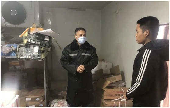 海口市市场监管局到龙华区开展进口冷链食品疫情防控监管检查