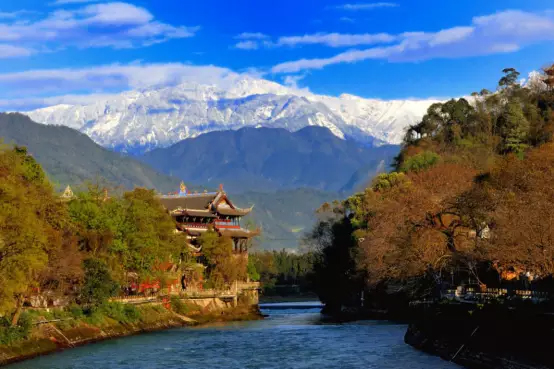 假期余额尚足，赶紧来都江堰探秘美景