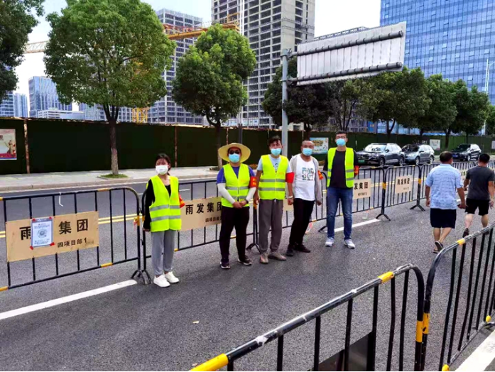 我是南京抗疫先锋！--雨发项目人员深入一线助力疫情防控