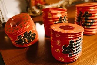 金马扬蹄踏春来，一碗好面连四海