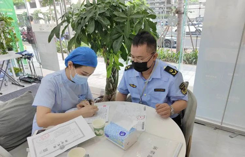 海口市市场监管局龙华分局开展口腔诊所专项监督检查