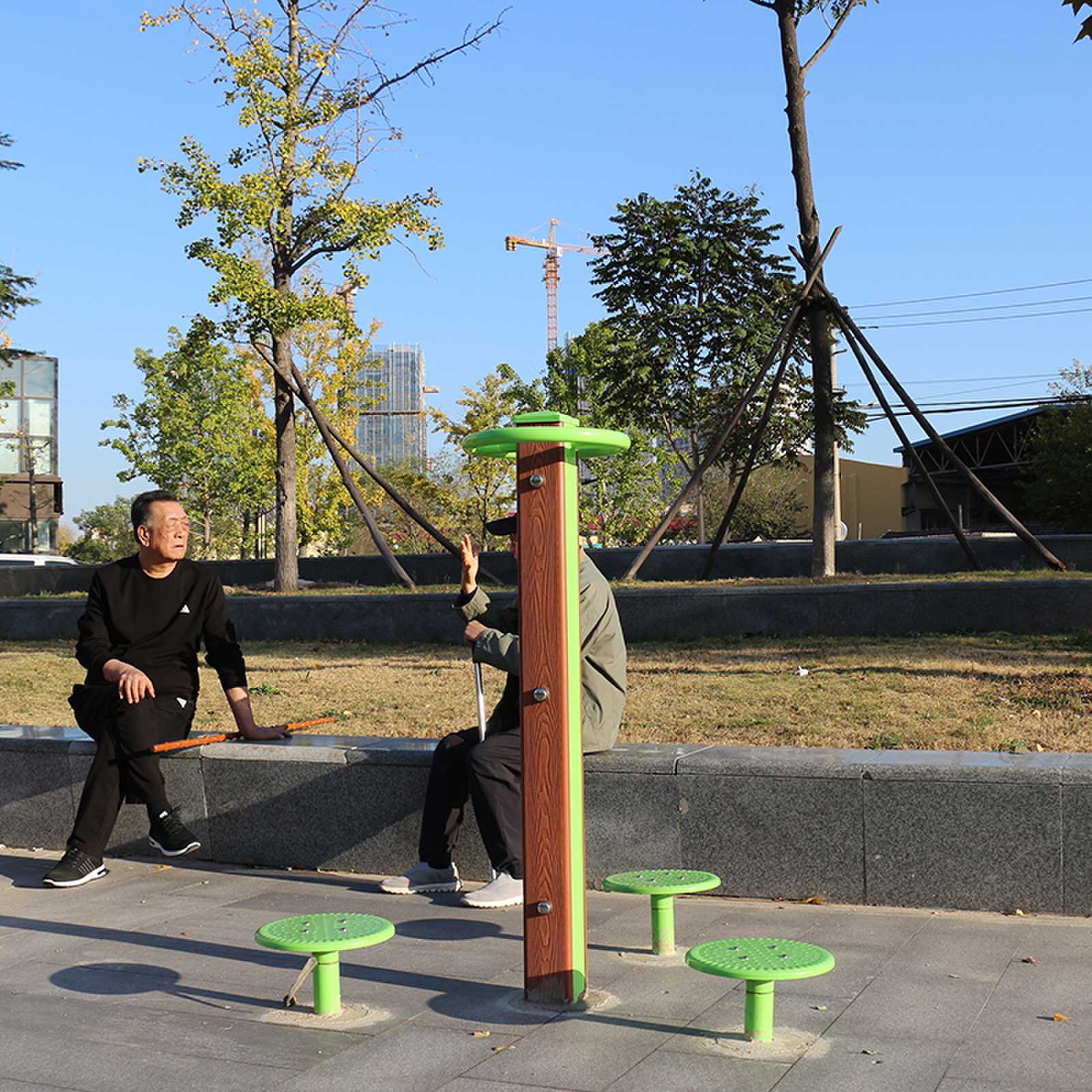 Three-position waist twister