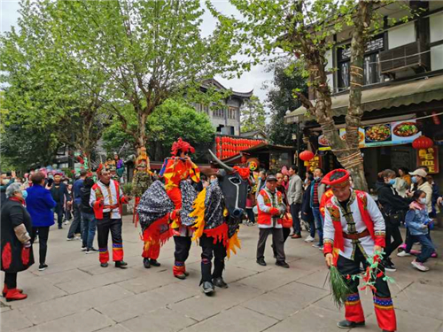 清明节平乐古镇再现民俗表演