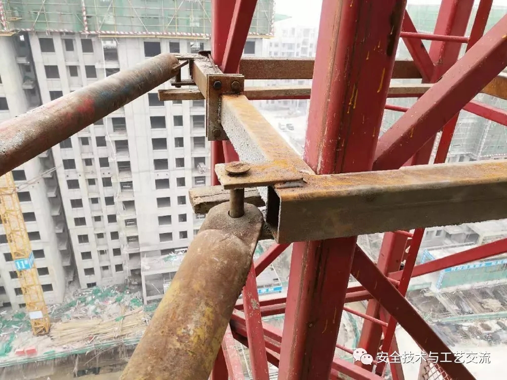 塔吊要倒塌，其實(shí)很難！但沒人管理就容易