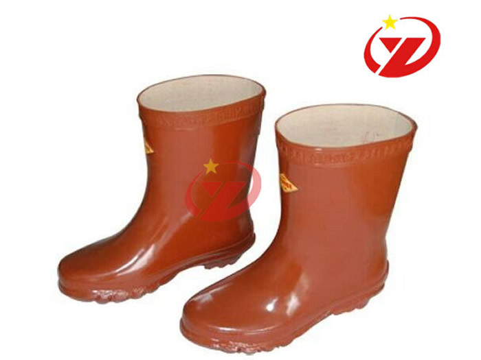 Electric 25kV insulating shoe