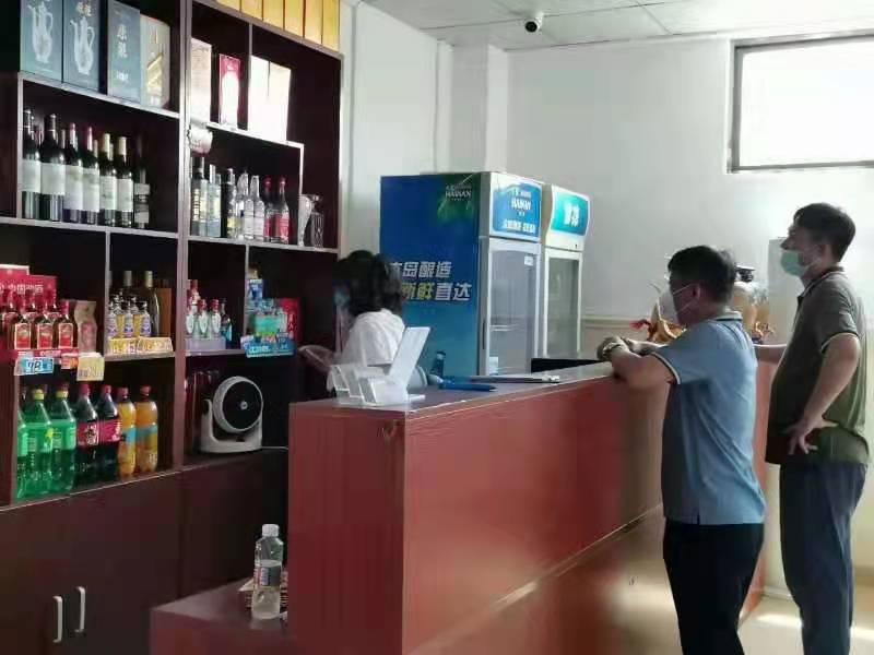 海南保亭县严攻疫情防控 再度启动“餐饮安全 你我同查”工作