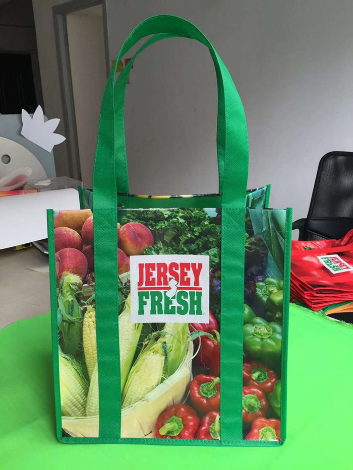 Fruit and vegetable gift bag