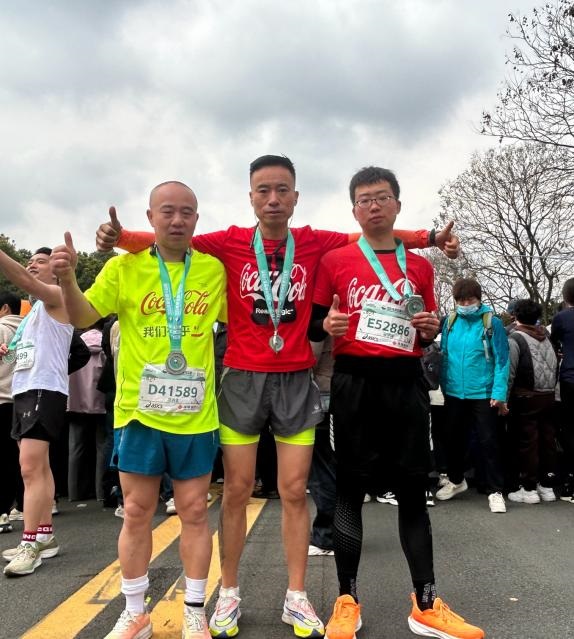 可乐红闪耀三遗之城，中粮可口可乐在川以奔跑传递健康力量