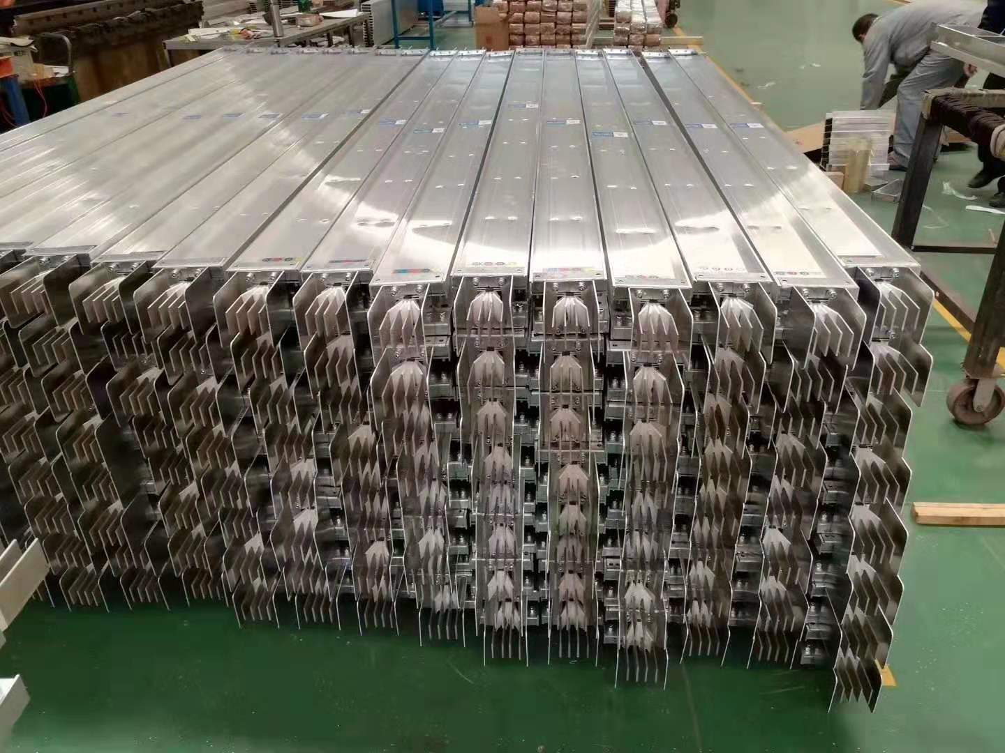 400A密集型母線槽
