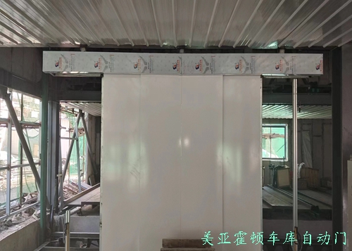 江蘇省揚(yáng)州市某立體車庫自動門