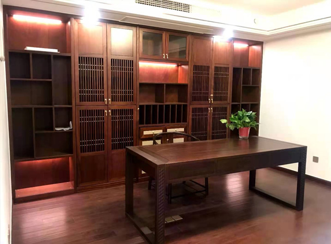新中式實木櫥柜裝飾