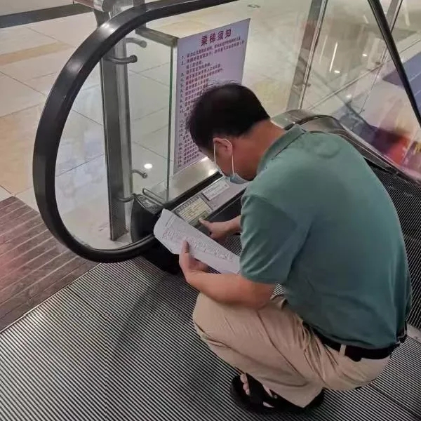 海口市市场监管局美兰分局开展医院和大型商业综合体批发市场特种设备安全专项检查