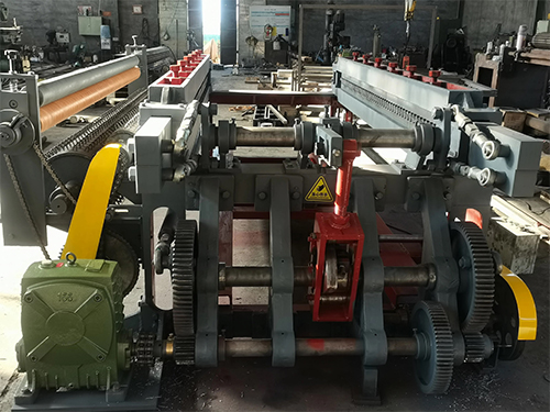 PET聚酯六角網(wǎng)機(jī)-調(diào)試