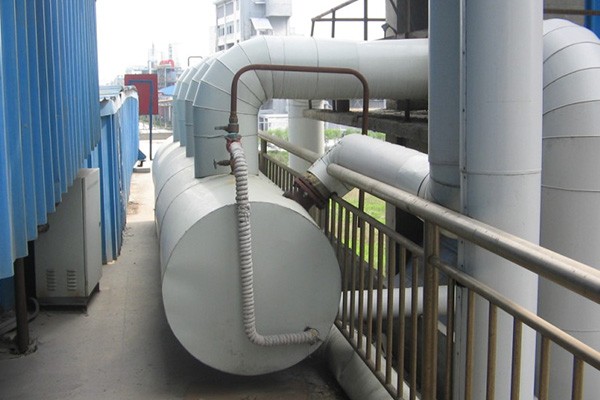 雙相變自動換熱調節(jié)裝置