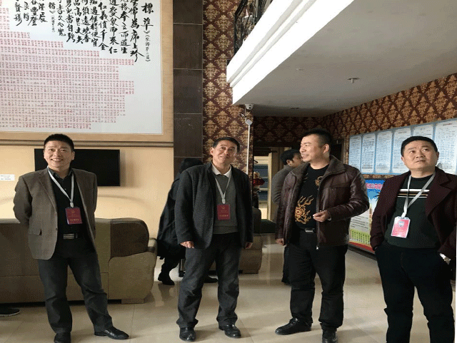 安徽荻港镇人大代表一行基层视察调研老许香菜