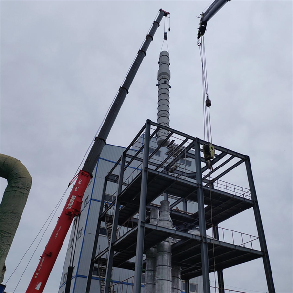 河北某生物制药集团蒸发器设备安装中