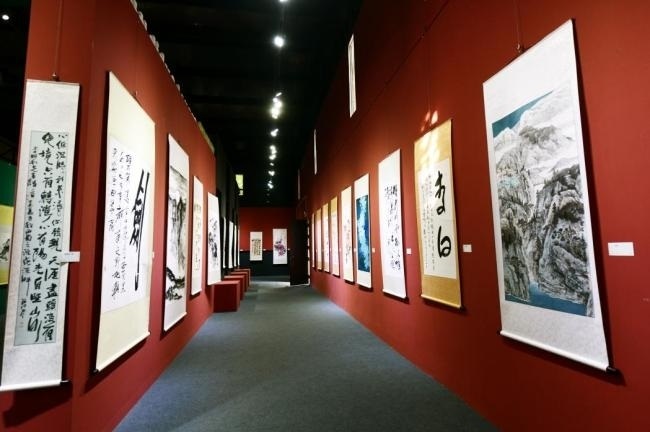 蓉台艺术家共赴蜀文化之约 162 件作品绽放两岸文脉之美