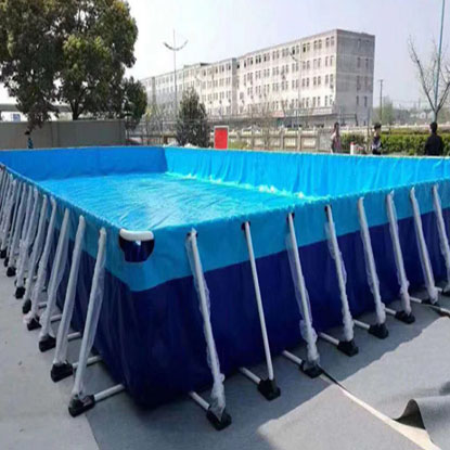 专业生产各种大型充气游泳池