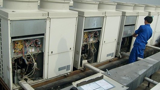 中央空调的压缩机发生故障该如何维修？