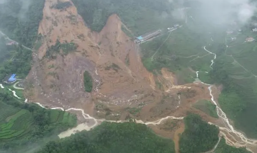 北斗沉降監測裝置，輸電線路北斗地質災害在線監測有一手