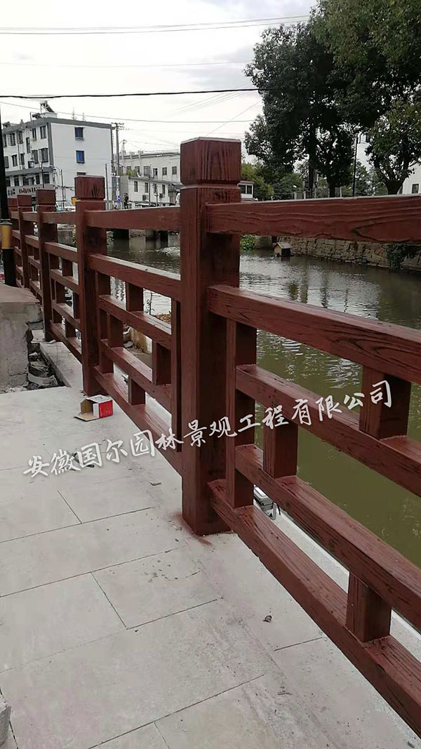 漯河江边仿木护栏