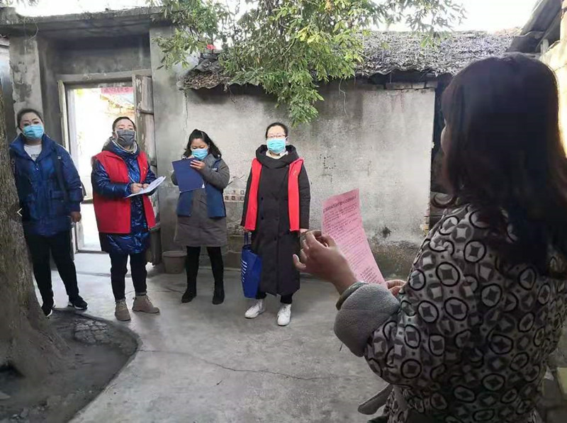 党员就应该冲在前面！向都江堰市这群防控一线的“娘子军”致敬！
