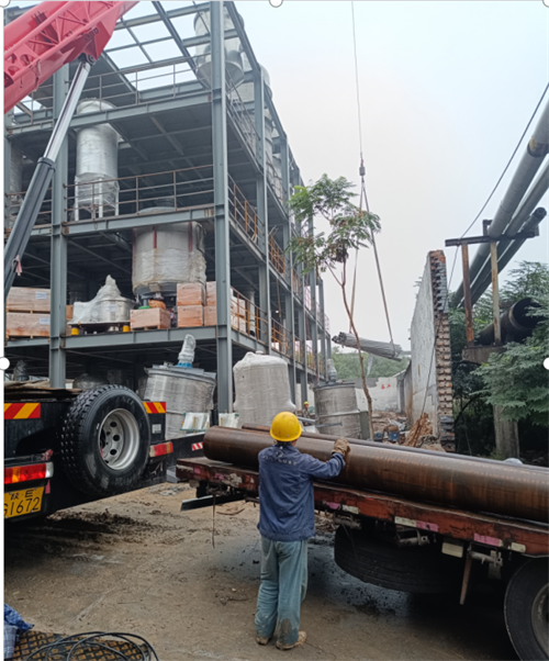 陕西某焦化浓盐水提盐项目蒸发器设备安装现场