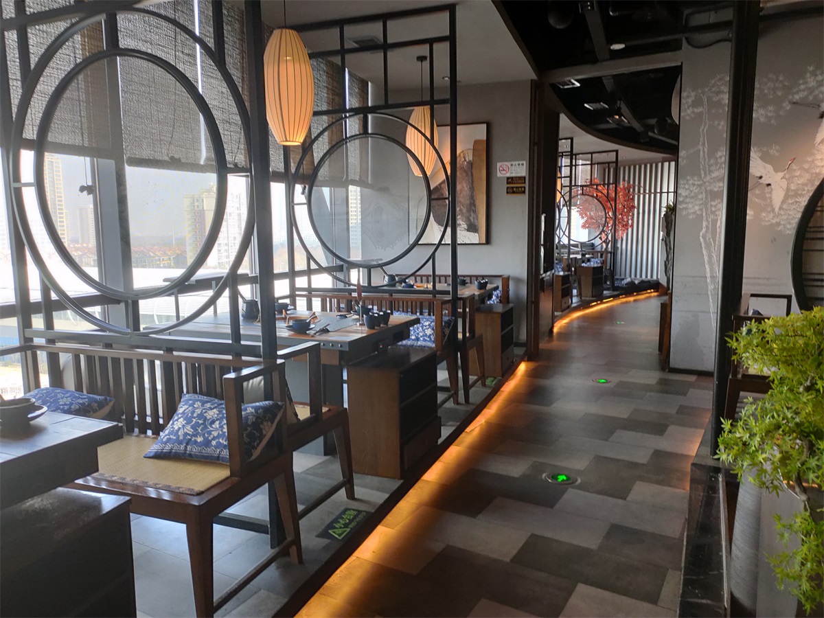 湊湊南翔店