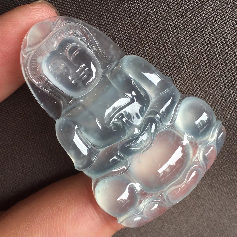 石家庄翡翠冰种观音吊坠