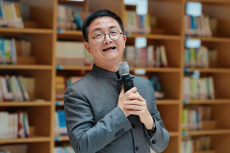 一江湔水润青苗 书香筑梦启芳华——彭州市9月开学季阅读季读书会在彭州中学九峰书院圆满举办