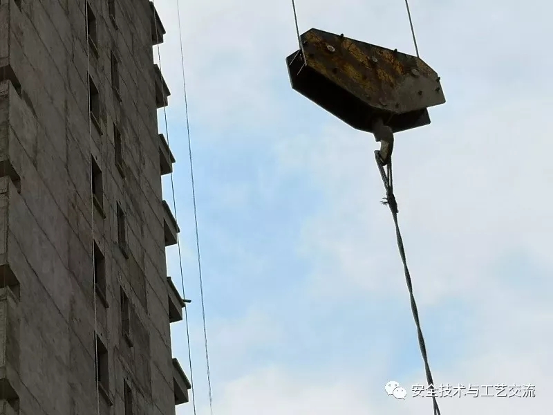 塔吊要倒塌，其實(shí)很難！但沒人管理就容易