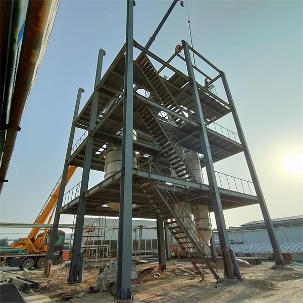 河北某生物制药集团蒸发器设备安装中