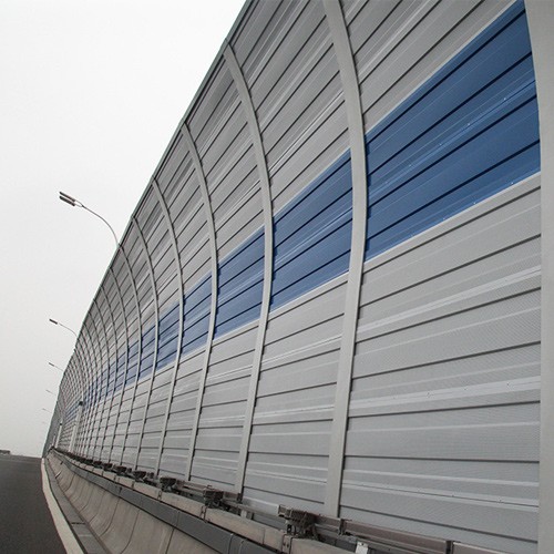 北京通州北苑路全金屬大弧形聲屏障工程