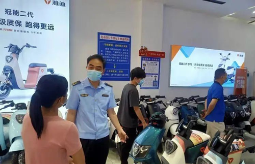 海口市市场监管局美兰分局开展电动自行车及配件专项排查